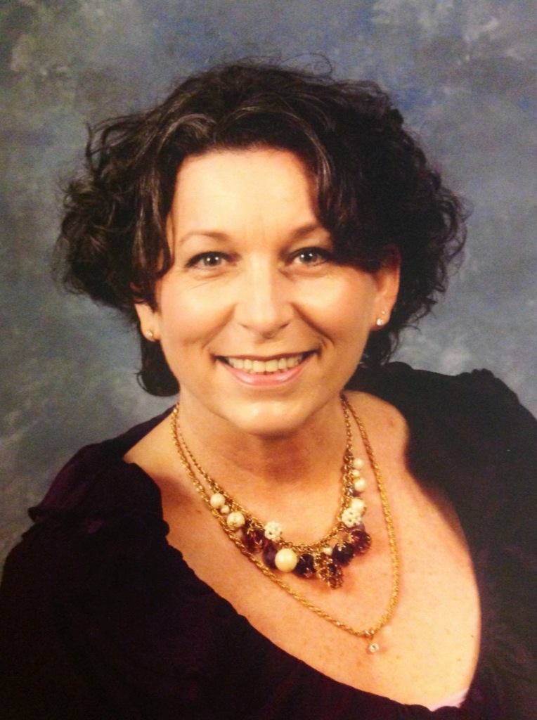 a portrait of Lisa Ann